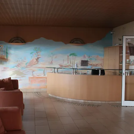 Le Must ! Admiral Plaza *