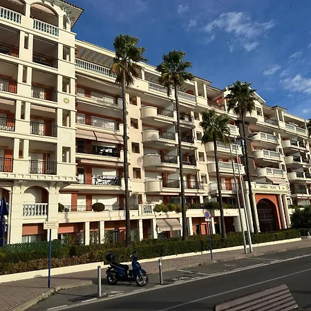 Le Must ! Admiral Plaza