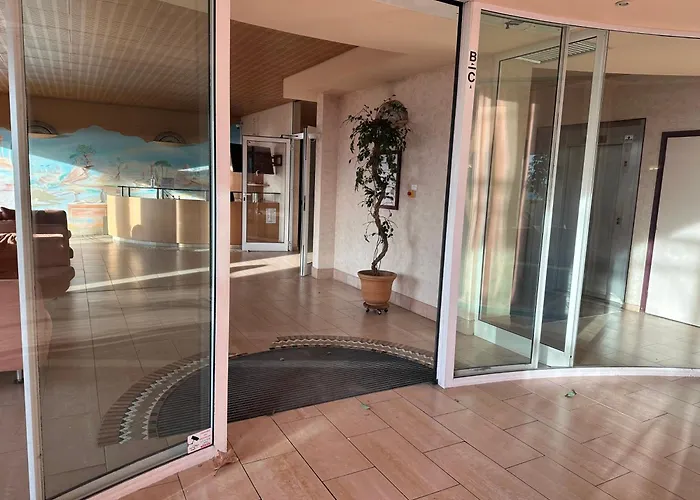 Le Must ! Admiral Plaza Apartamento Menton